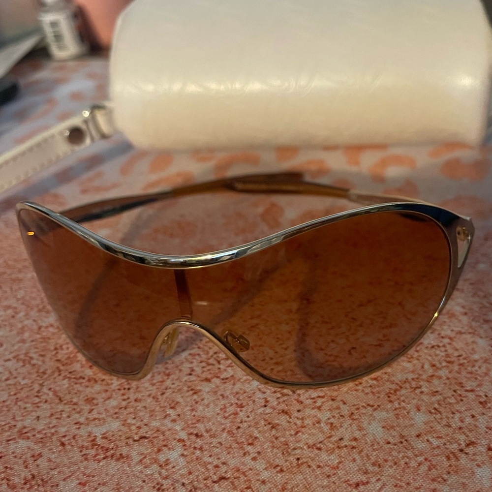 Oakley Breathless sunglasses